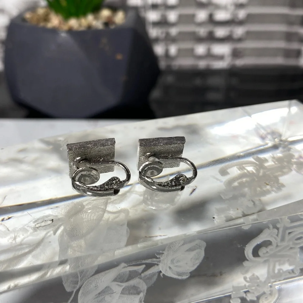 Authentic GIVENCHY  Earrings - Picture 6 of 9